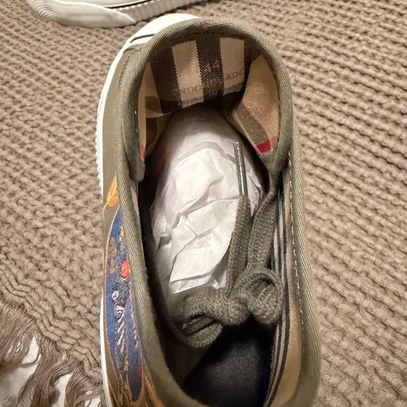 Burberry High Top Sneaker - Picture 3 of 3